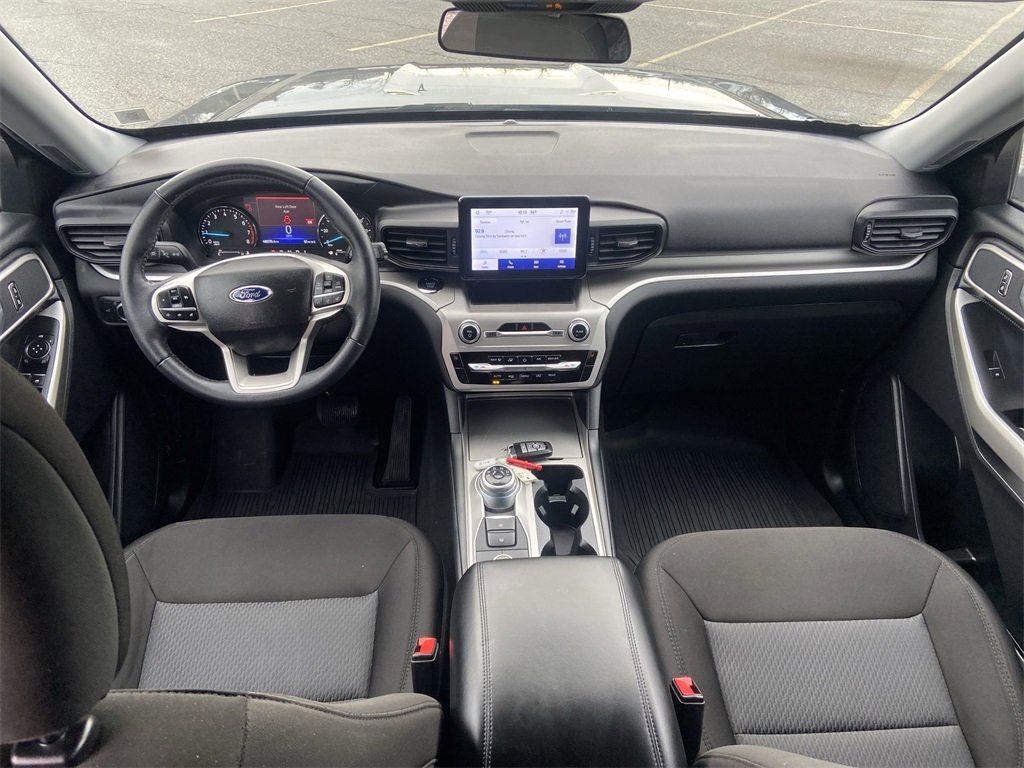 Used 2022 Ford Explorer XLT image 20