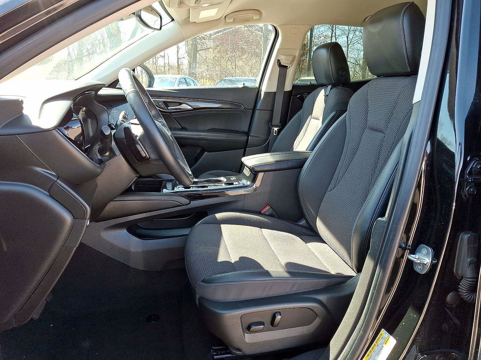 Used 2022 Buick Envision Preferred image 17