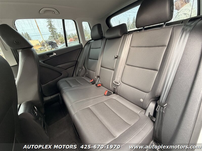 Used 2016 Volkswagen Tiguan S FWD image 18
