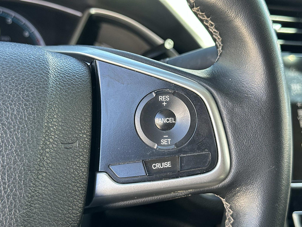 Used 2018 Honda Civic EX-L image 6