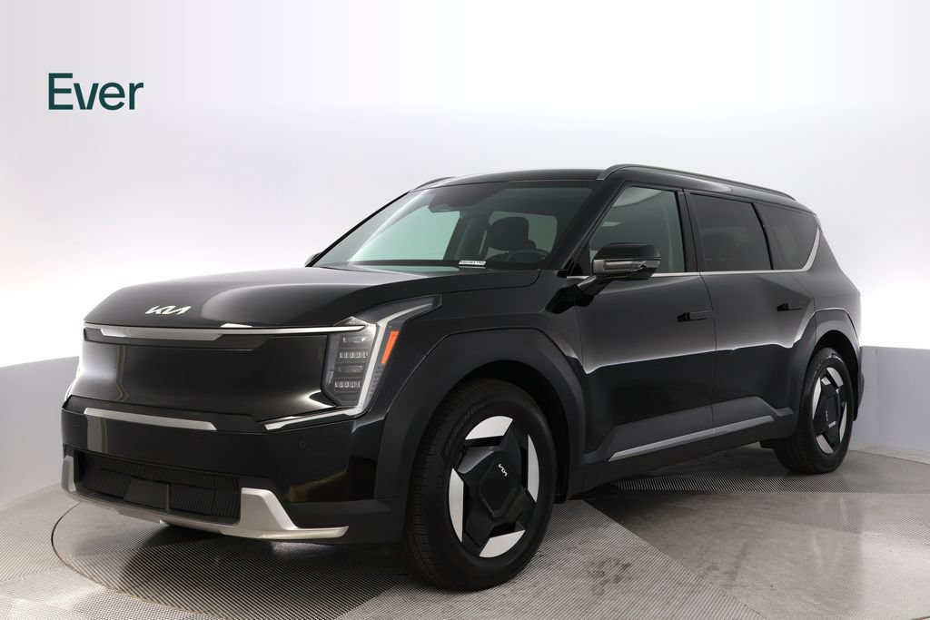 Used 2024 Kia EV9 Wind AWD/4WD image 2