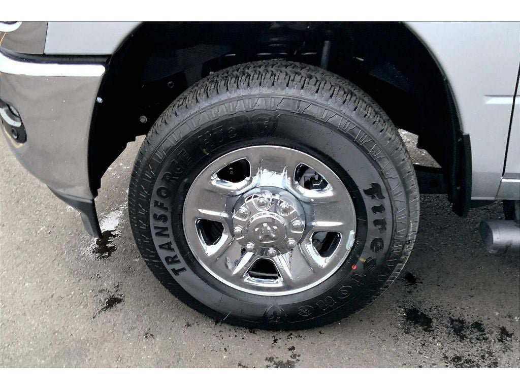 New 2026 RAM 3500 Tradesman w/ Chrome Appearance Group A AWD/4WD image 13