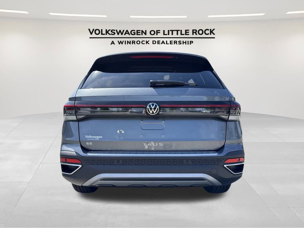 New 2025 Volkswagen Taos SE image 4