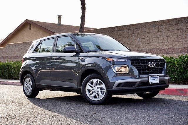 New 2026 Hyundai Venue SE FWD image 2