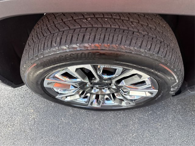 Used 2024 GMC Sierra 1500 Denali Ultimate AWD/4WD image 19
