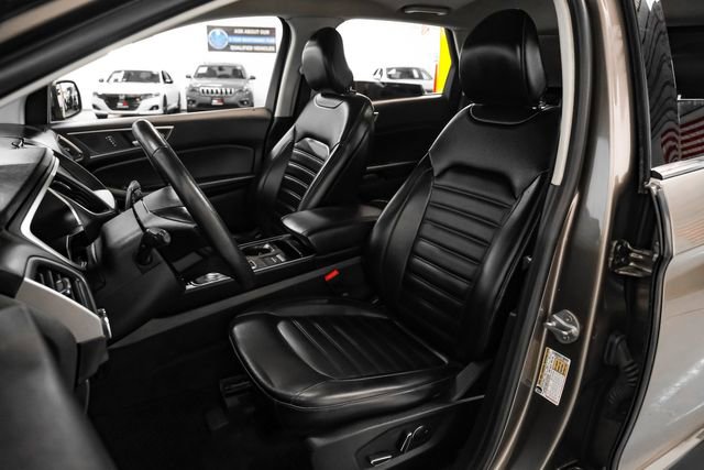 Used 2019 Ford Edge SEL w/ Equipment Group 201A image 32