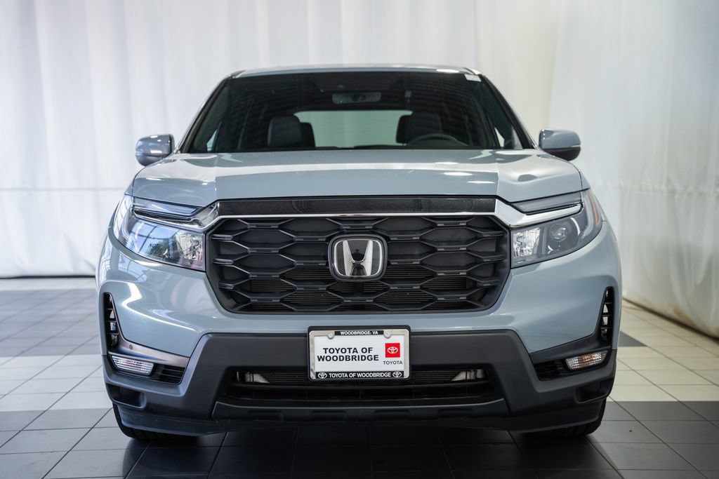 Used 2023 Honda Passport EX-L image 2