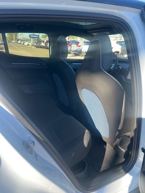 New 2025 Volvo EX30 Ultra w/ Protection Package Premier image 25