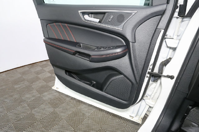Used 2024 Ford Edge ST-Line AWD/4WD image 36