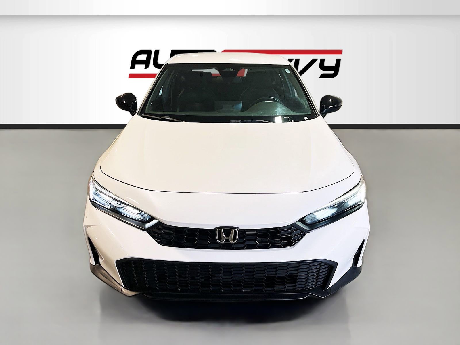 Used 2025 Honda Civic Sport image 2