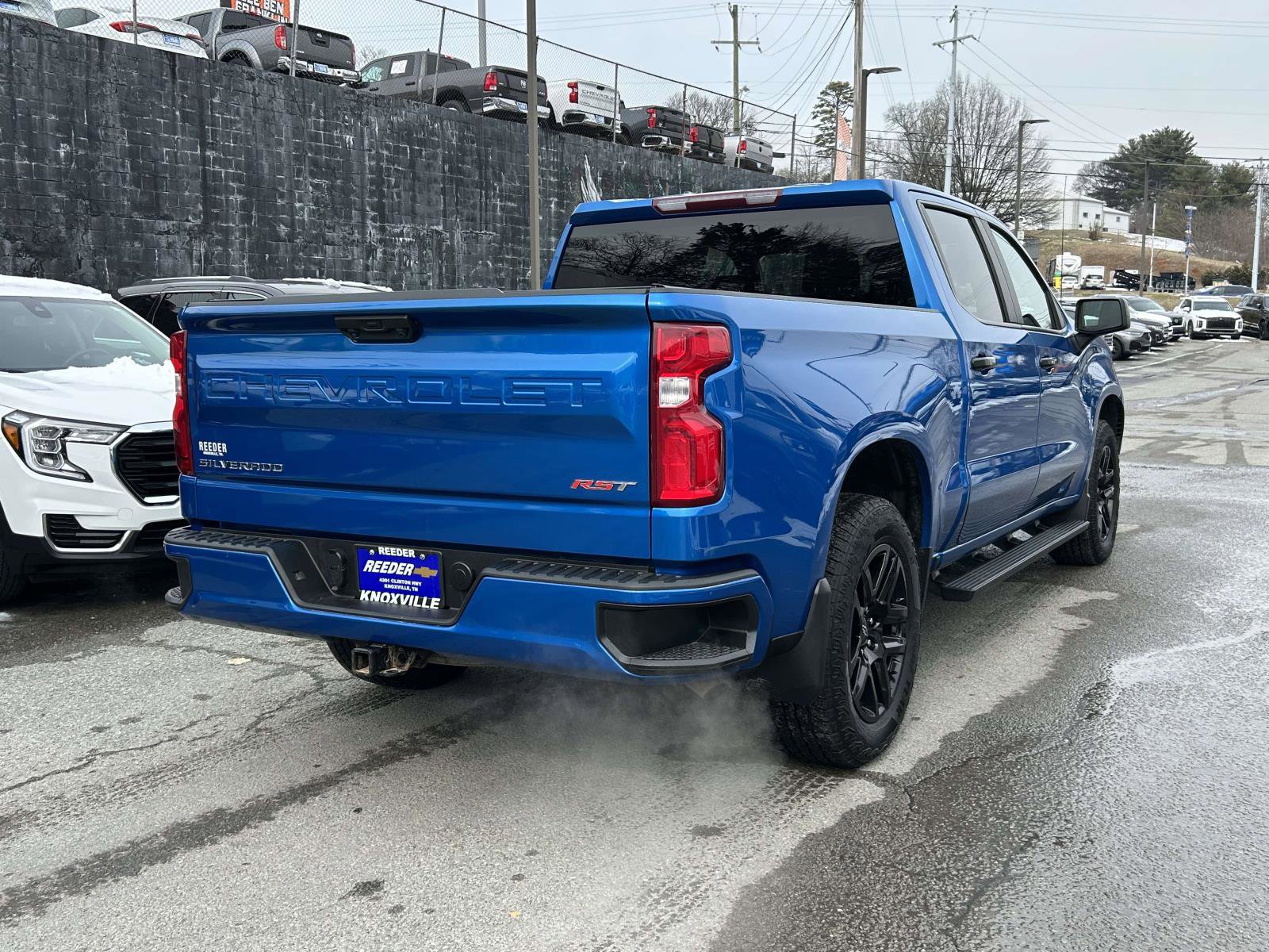 Used 2022 Chevrolet Silverado 1500 RST image 3