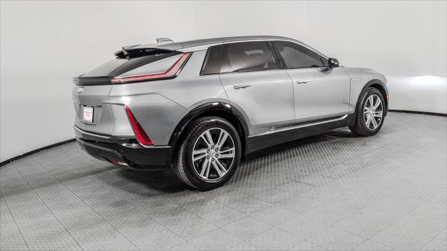 Used 2024 Cadillac Lyriq Tech RWD image 8