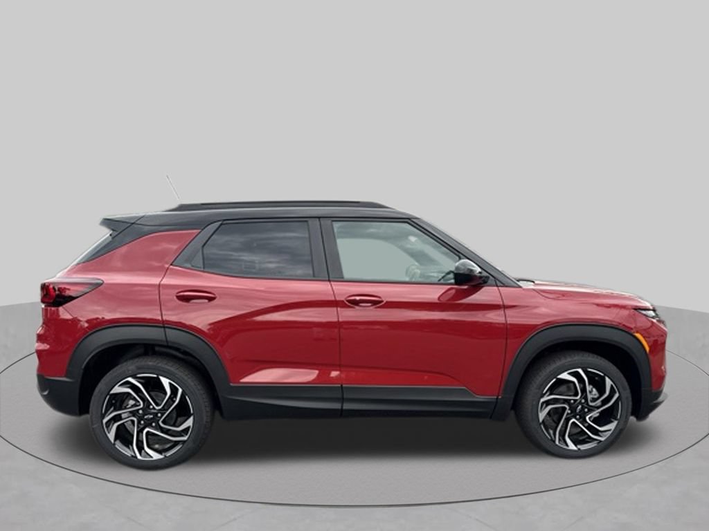 New 2026 Chevrolet TrailBlazer RS w/ Convenience Package AWD/4WD image 2