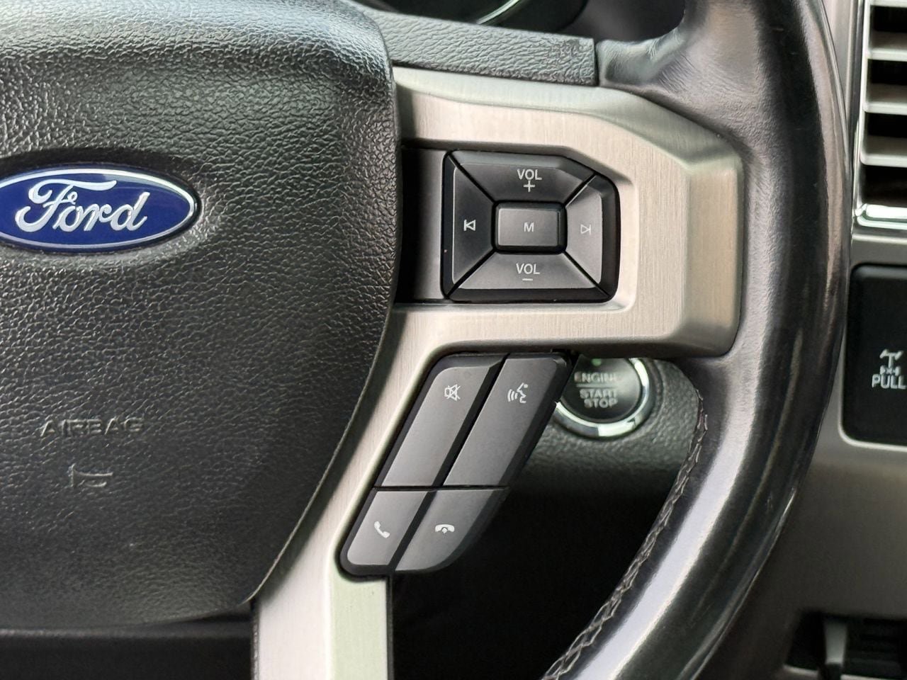 Used 2017 Ford F150 Platinum AWD/4WD image 16