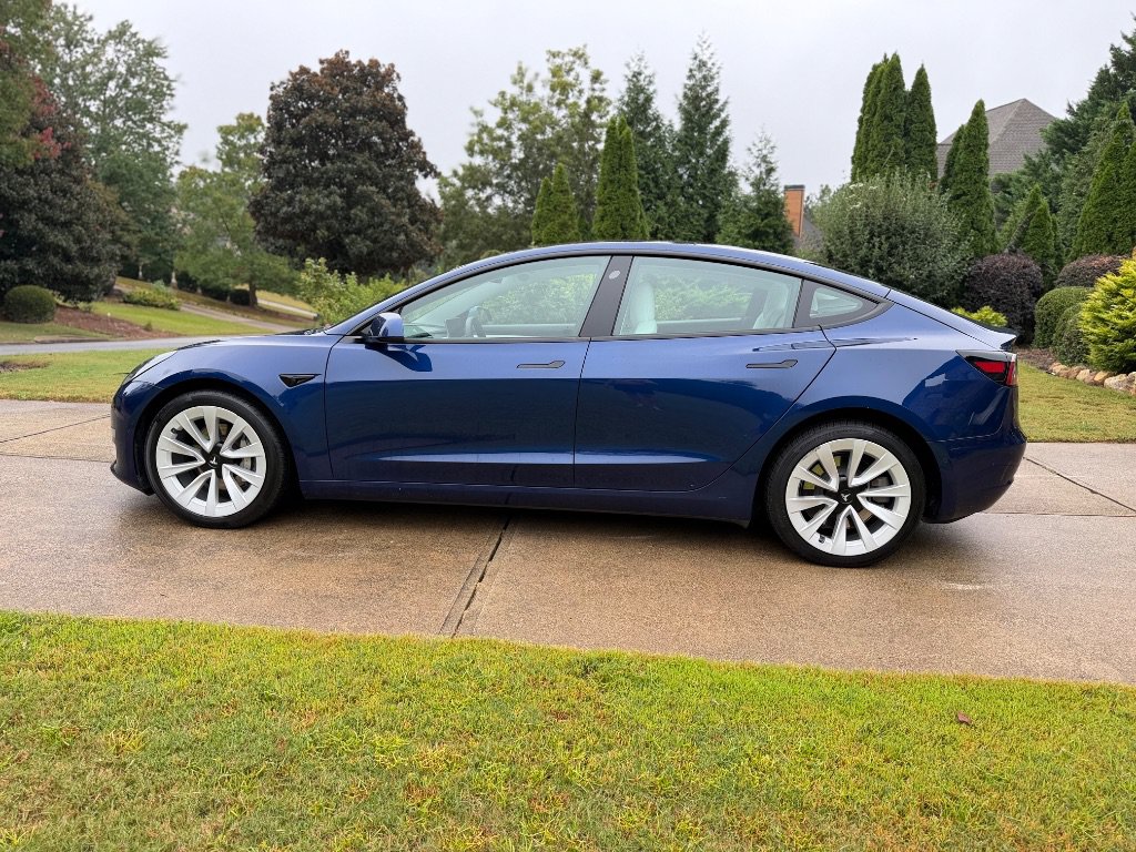 Used 2021 Tesla Model 3 Long Range AWD/4WD image 9