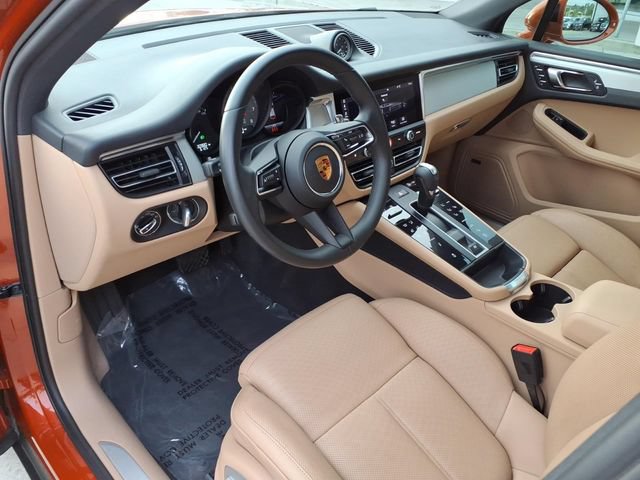 Used 2022 Porsche Macan S AWD/4WD image 14