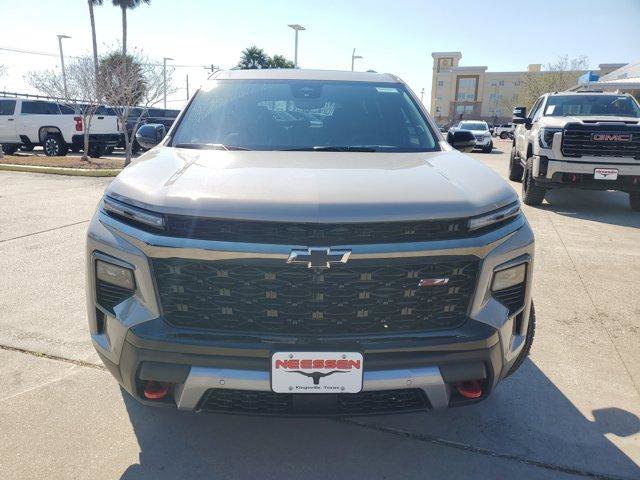 New 2026 Chevrolet Traverse Z71 w/ Enhanced Driving Package image 2