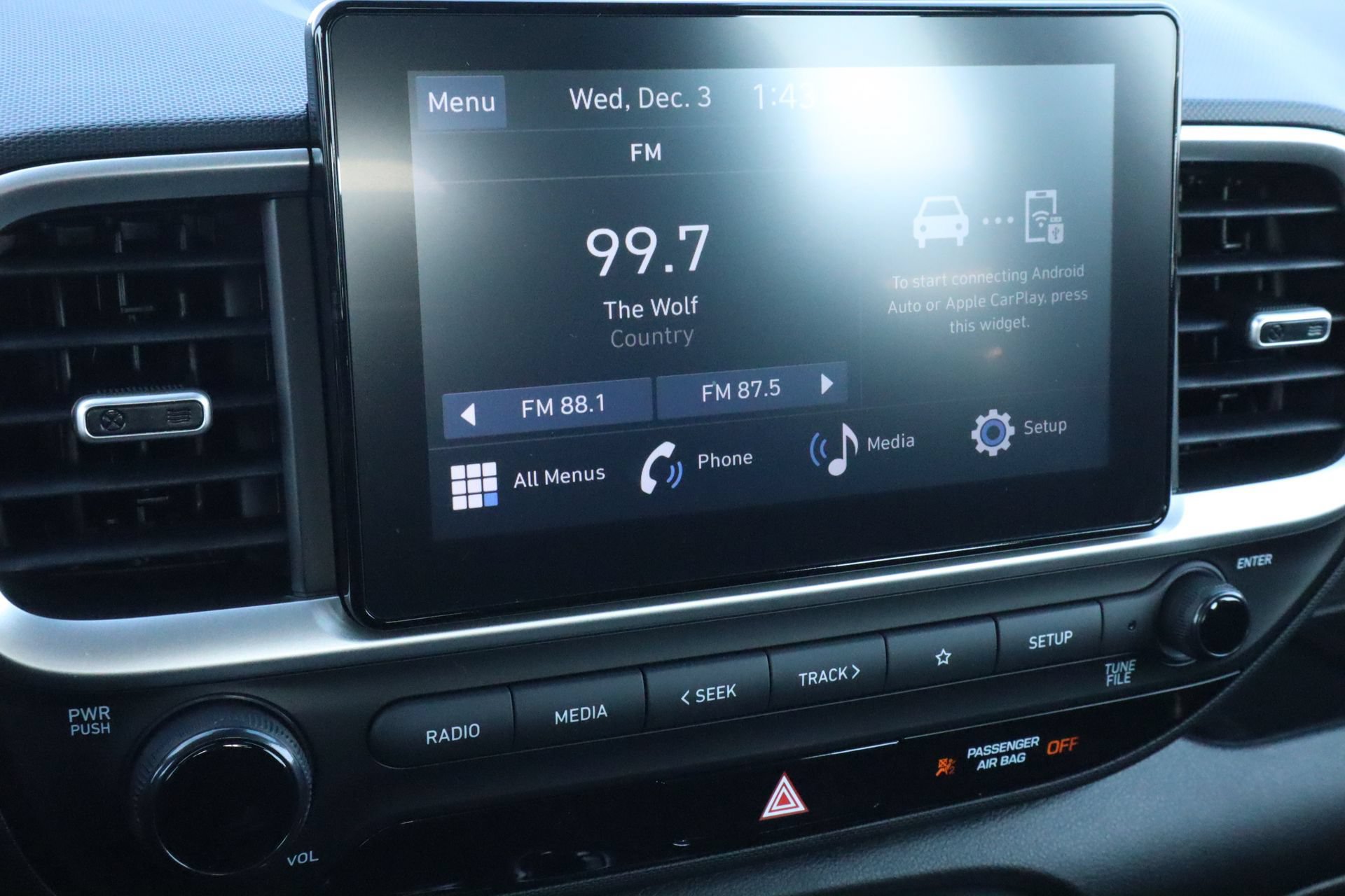 New 2026 Hyundai Venue SEL FWD image 12