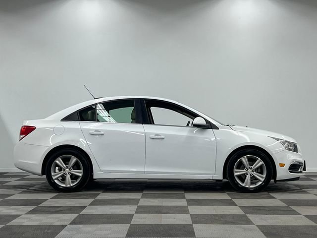 Used 2016 Chevrolet Cruze LT image 11