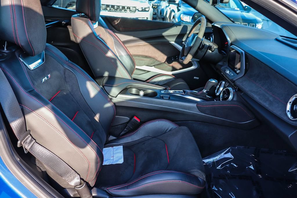 Used 2023 Chevrolet Camaro ZL1 RWD image 17