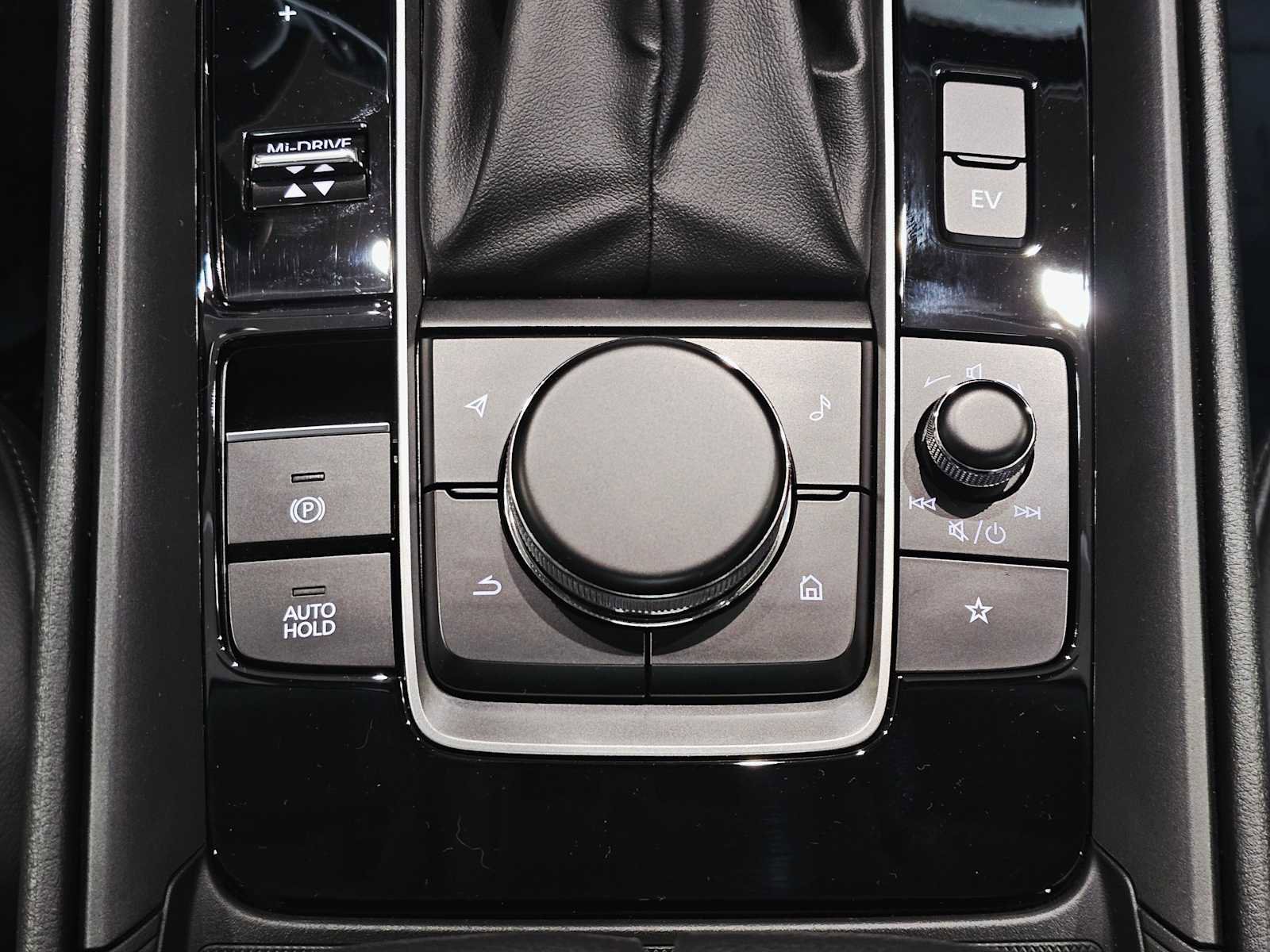 Used 2025 MAZDA CX-50 AWD 2.5 Hybrid w/ Weather Package image 18