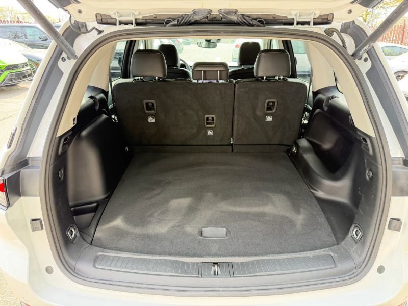 Used 2024 Jeep Grand Cherokee Limited image 35