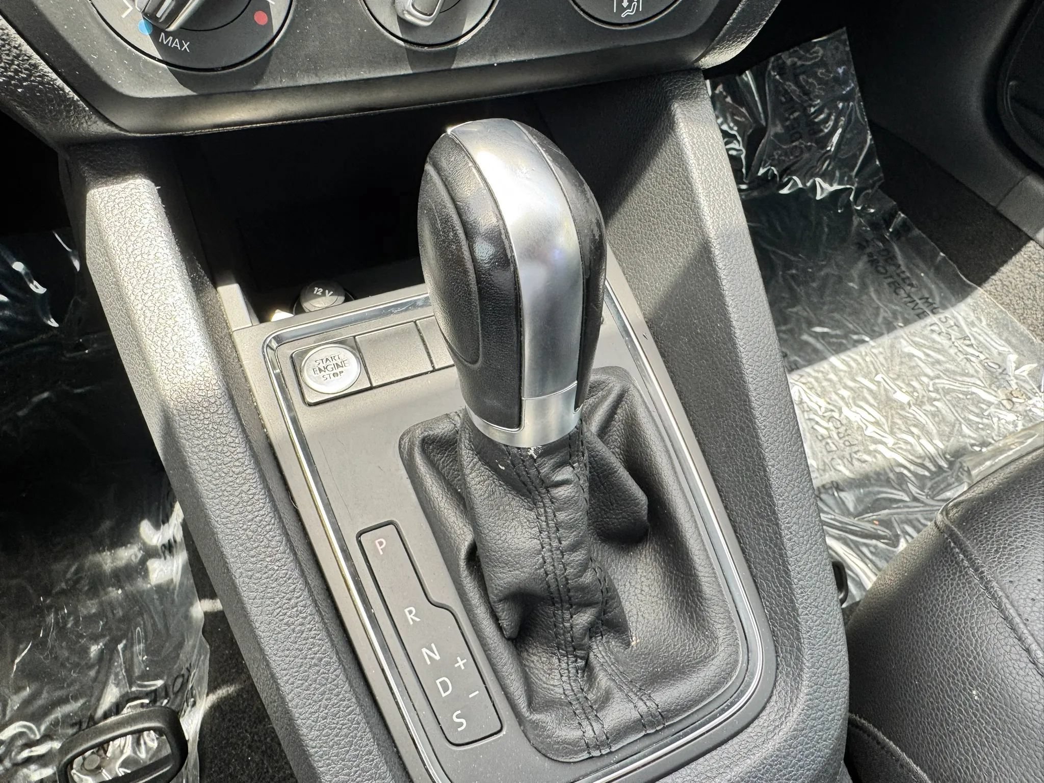 Used 2015 Volkswagen Jetta Sport FWD image 29