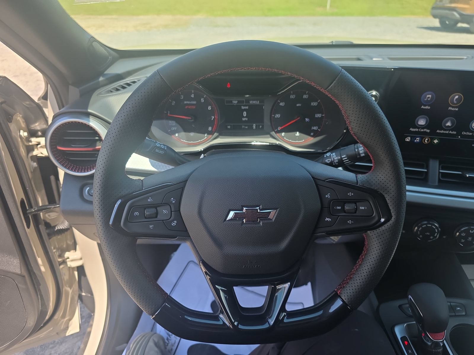 New 2026 Chevrolet Trax RS w/ Driver Confidence Package FWD image 17