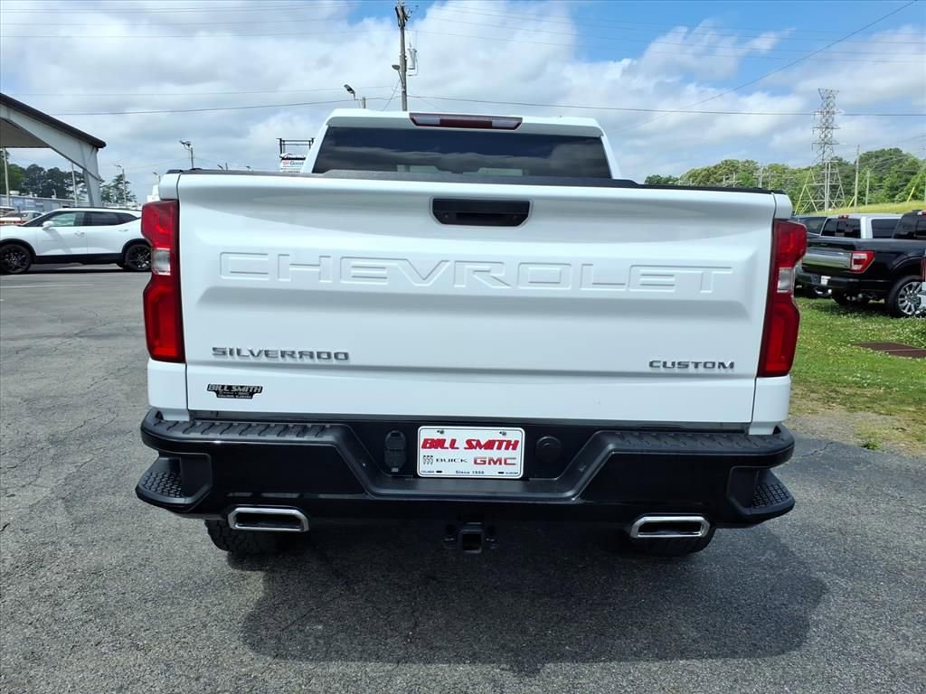 Used 2019 Chevrolet Silverado 1500 Custom Trail Boss AWD/4WD image 6