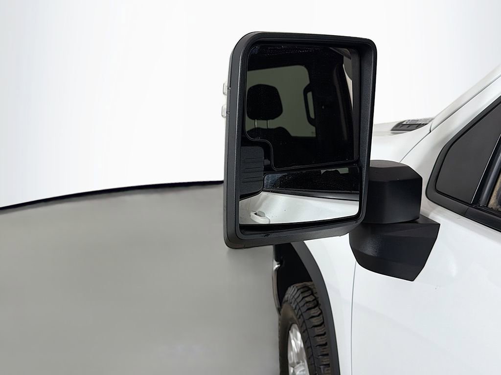 Used 2024 Chevrolet Silverado 2500 LT image 25