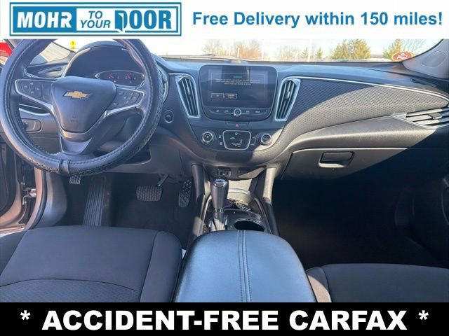 Used 2018 Chevrolet Malibu LT FWD image 33