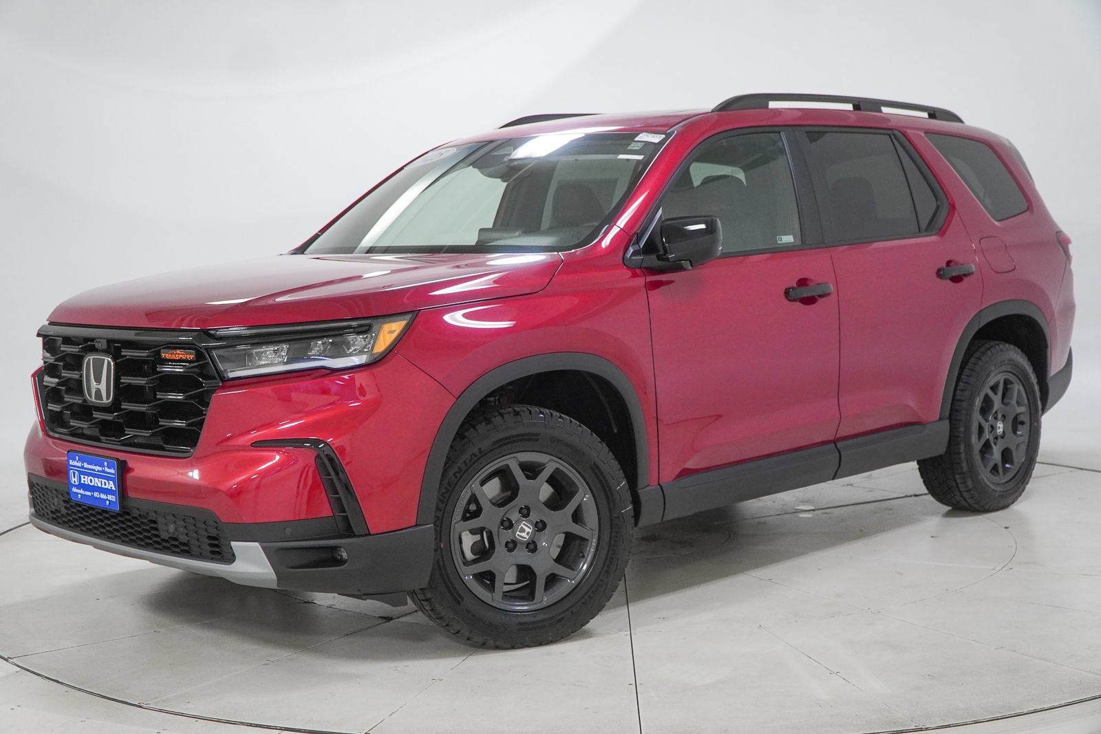Certified 2025 Honda Pilot TrailSport