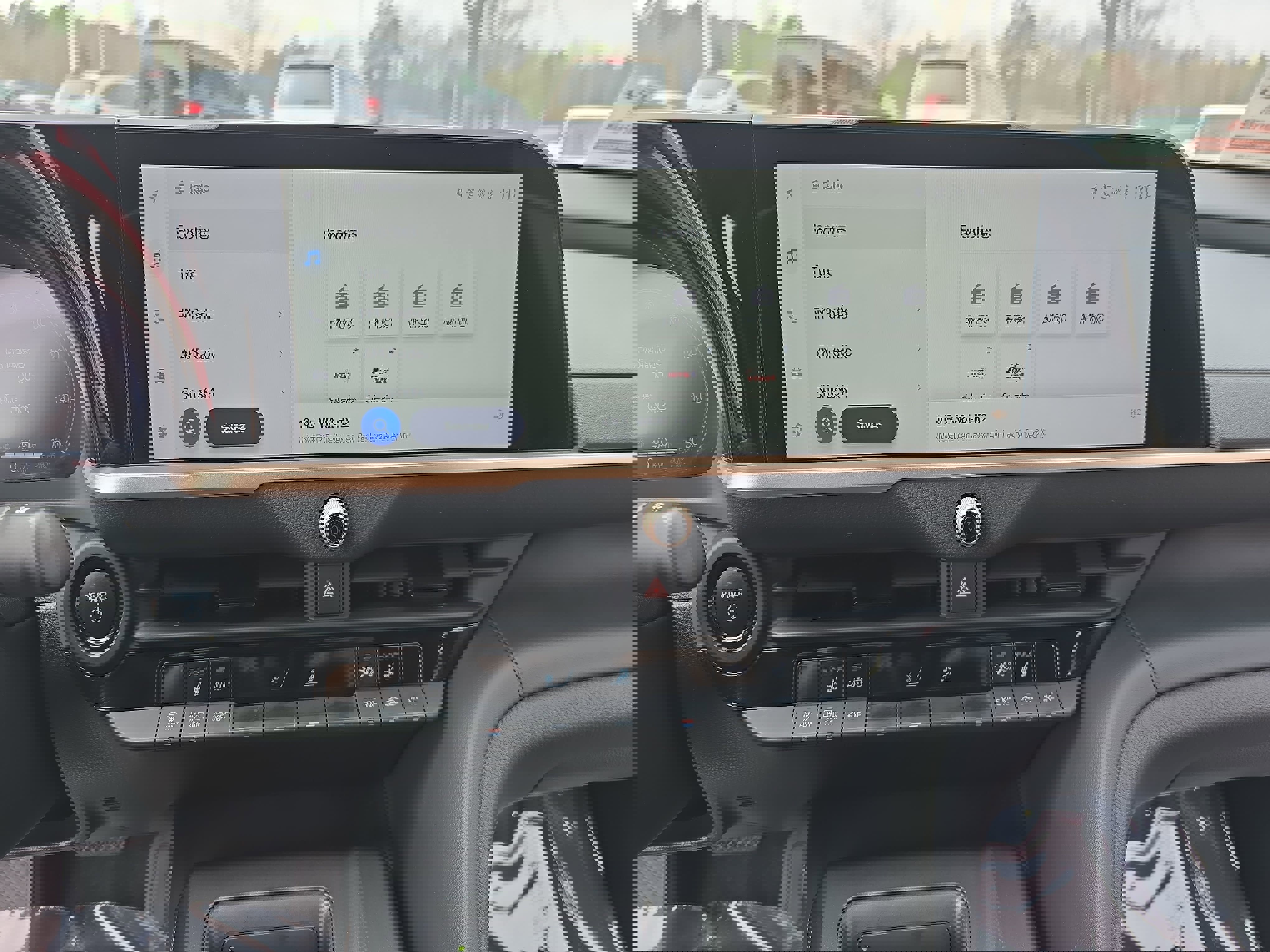 Used 2023 Toyota Crown XLE image 22