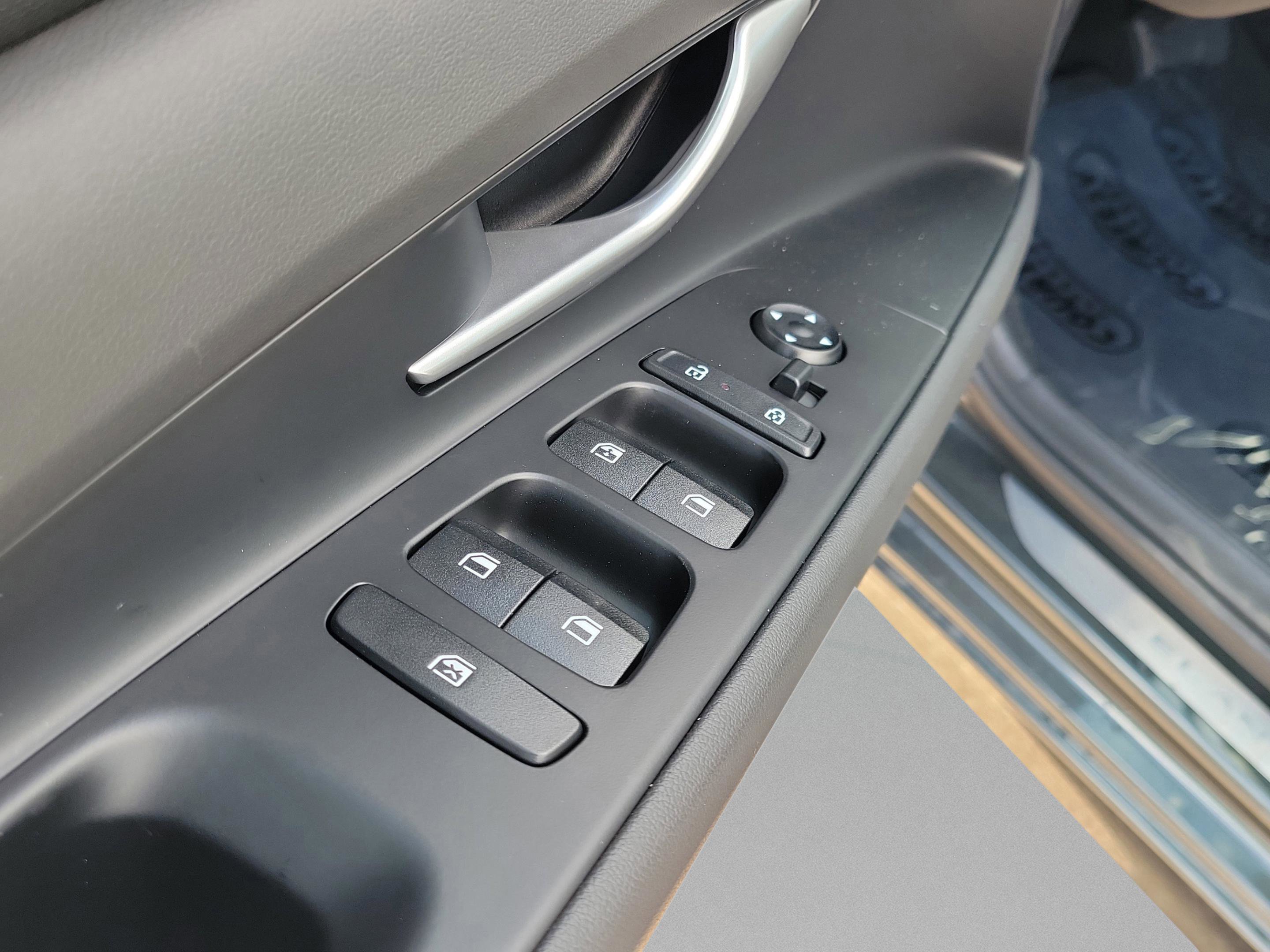 New 2026 Hyundai Elantra Blue image 19