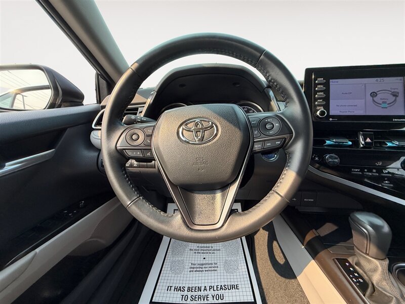 Used 2023 Toyota Camry SE FWD image 13