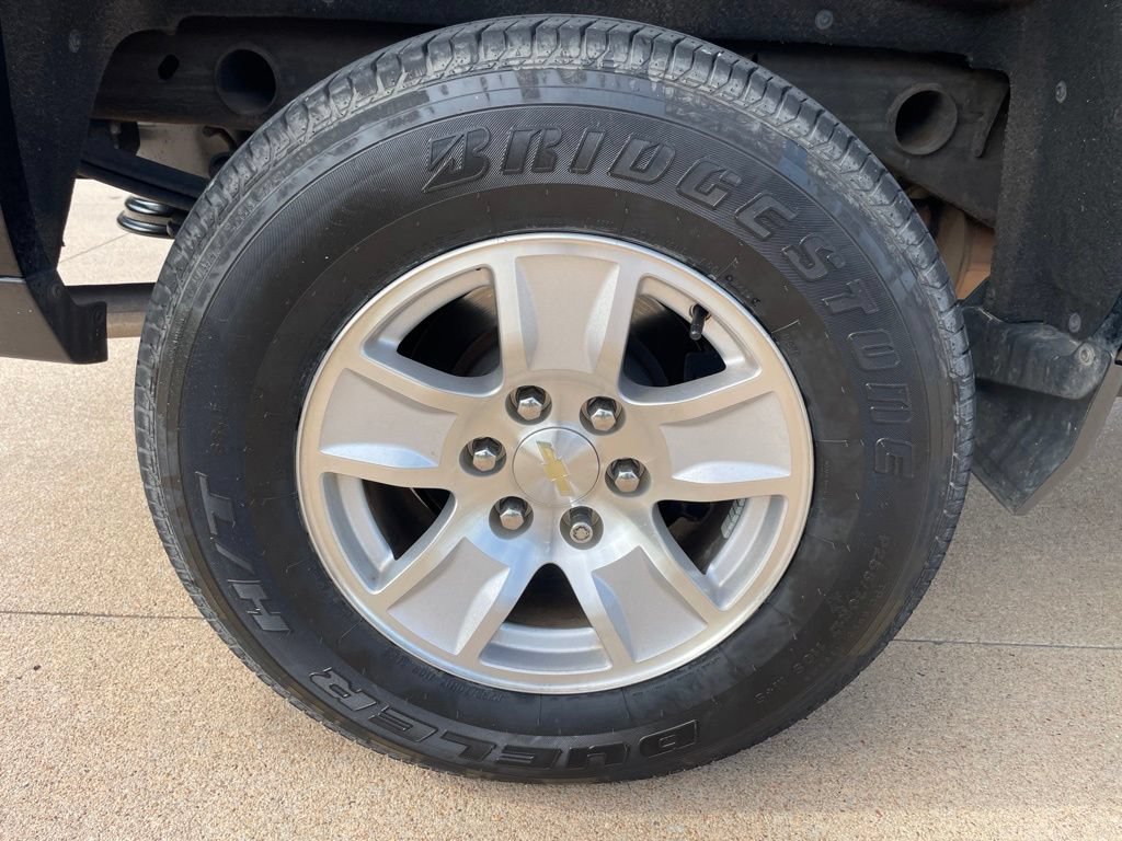 Used 2018 Chevrolet Silverado 1500 LT w/ Texas Edition AWD/4WD image 19