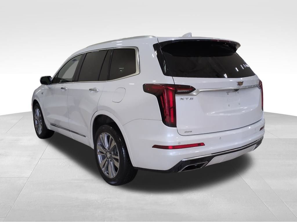 Used 2023 Cadillac XT6 Premium Luxury image 15
