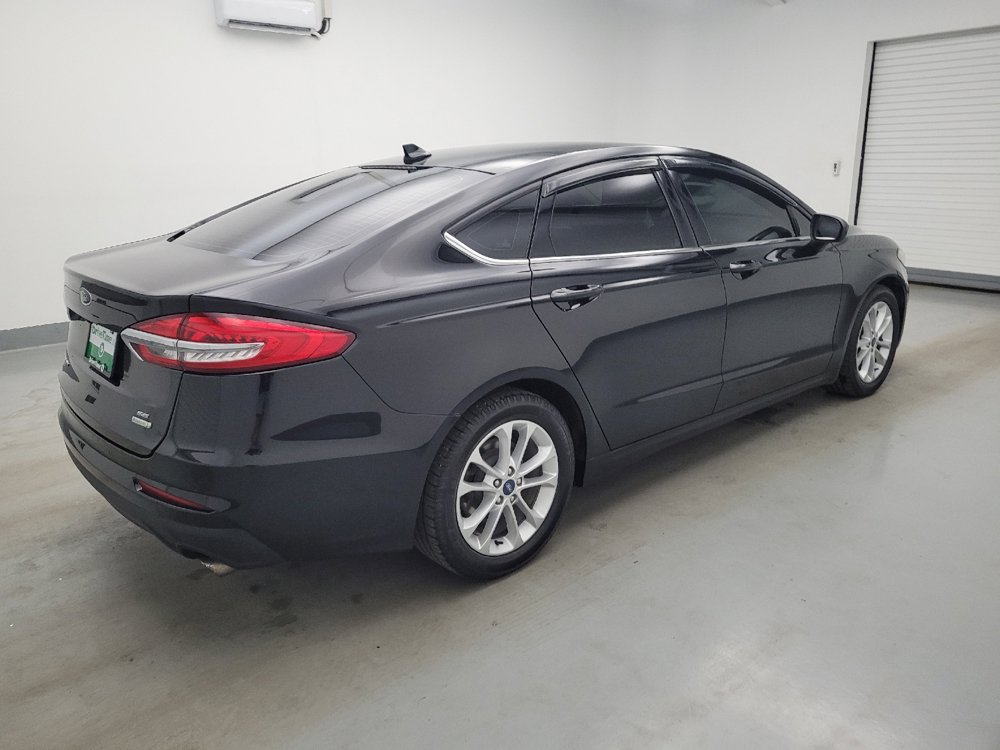 Used 2019 Ford Fusion SE FWD image 10