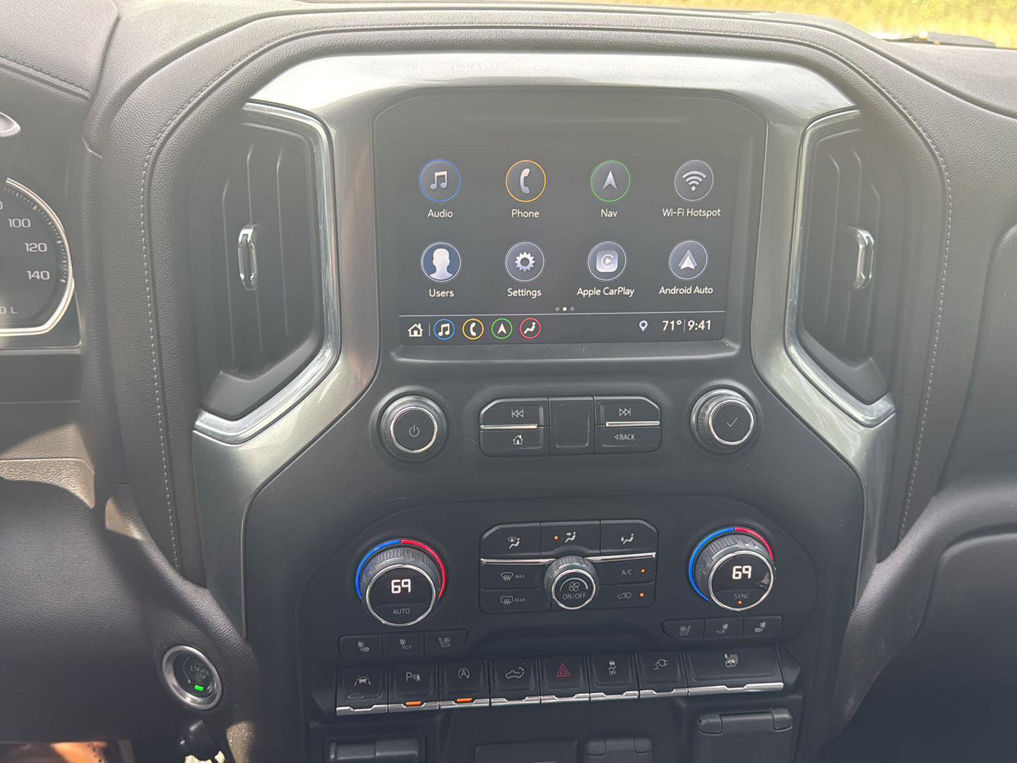 Used 2019 Chevrolet Silverado 1500 LTZ w/ LTZ Plus Package AWD/4WD image 13