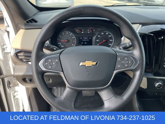 Used 2023 Chevrolet Traverse LS image 11