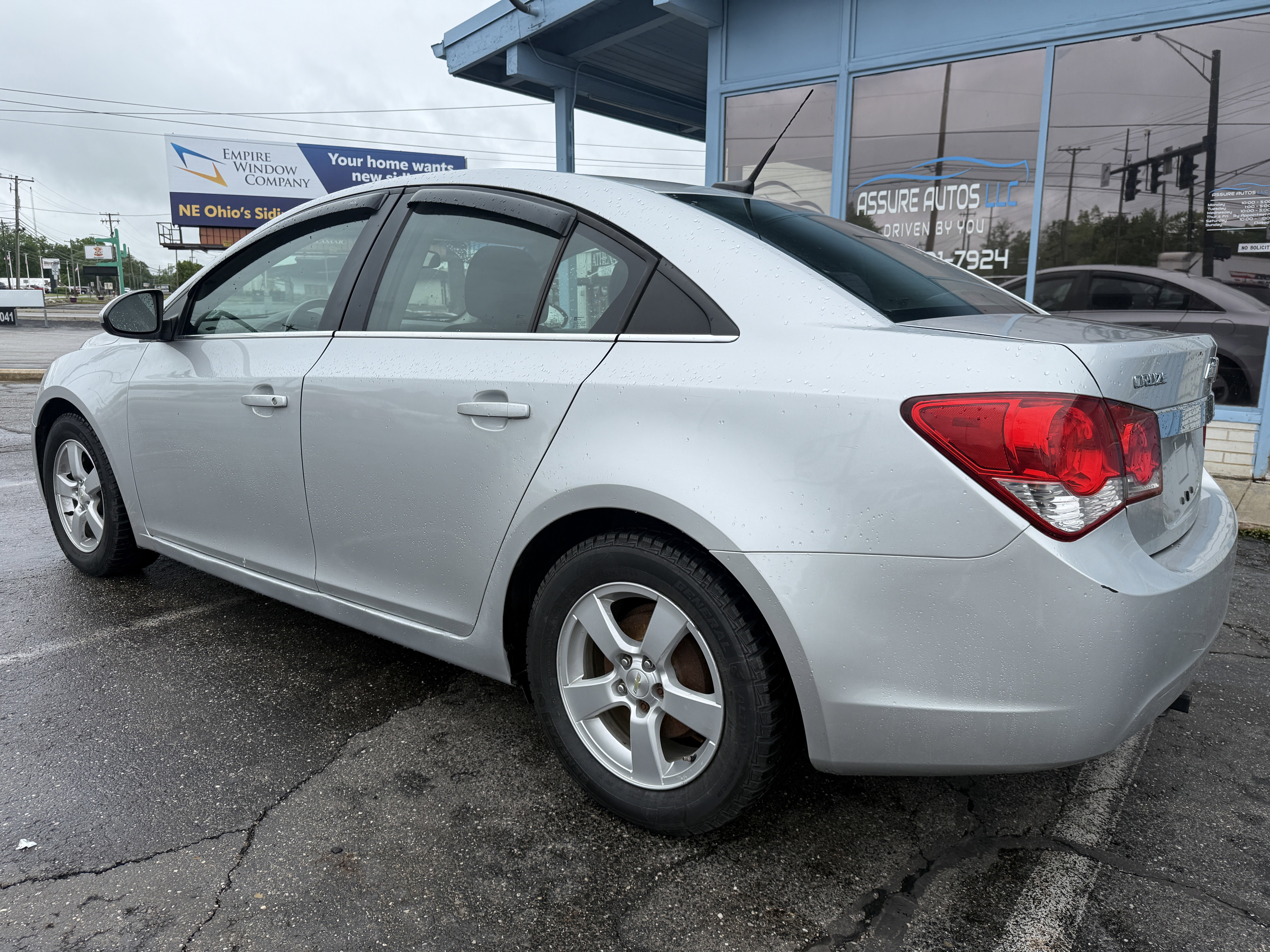 Used 2014 Chevrolet Cruze LT FWD image 3