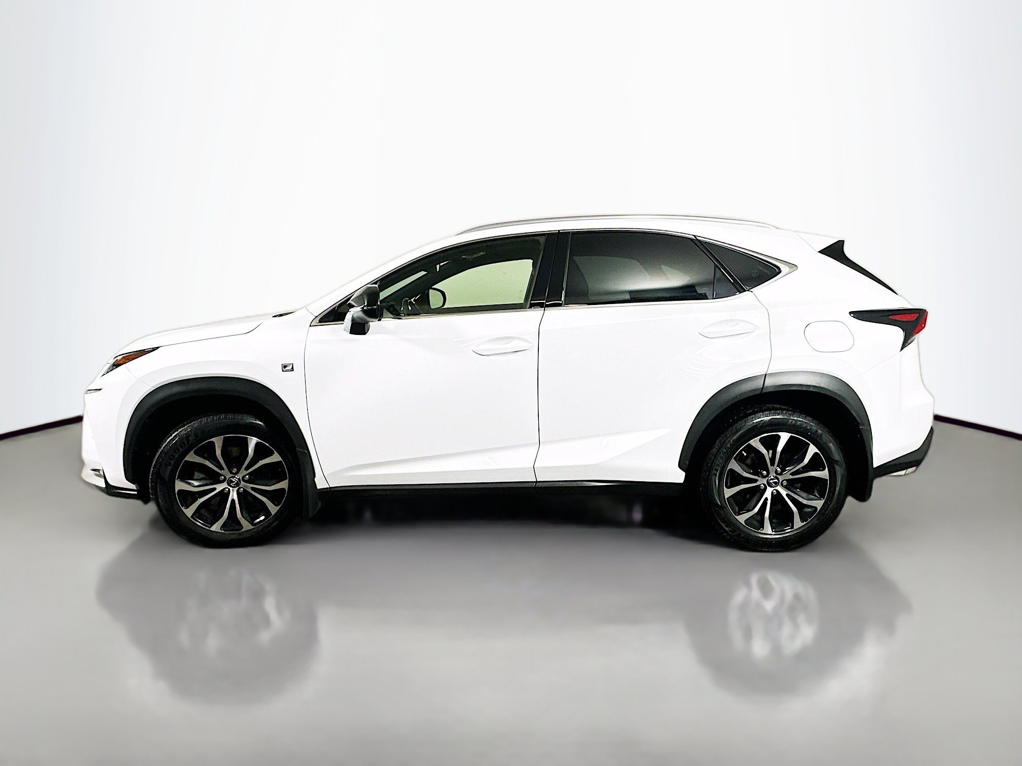 Used 2016 Lexus NX 200t F Sport AWD/4WD image 4