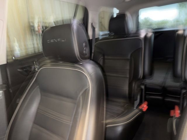 Used 2020 GMC Acadia Denali w/ Trailering Package AWD/4WD image 34