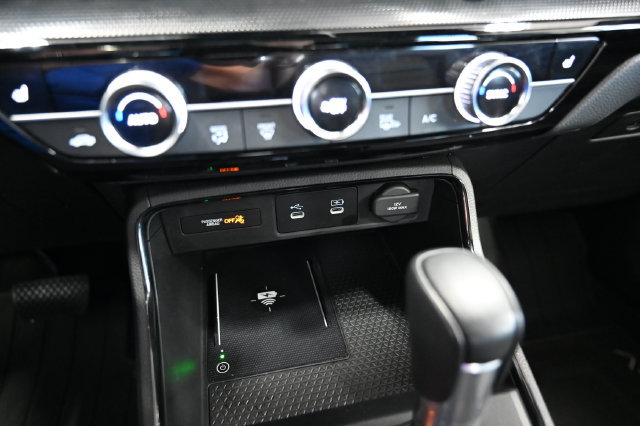 Used 2026 Honda CR-V Sport Touring image 18