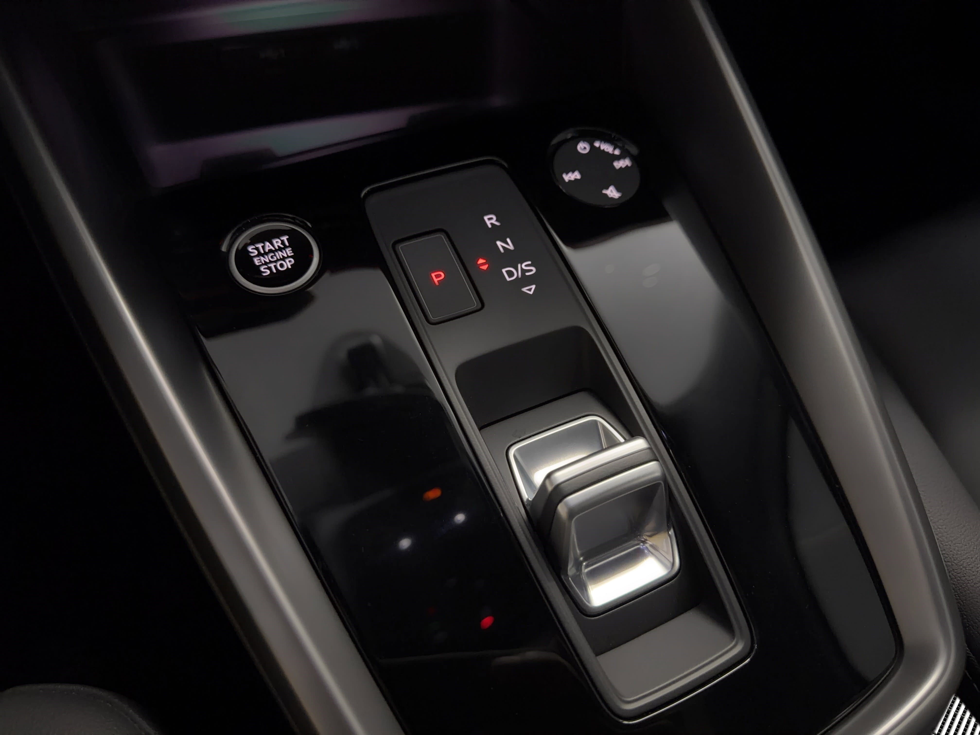 Used 2023 Audi A3 2.0T Premium Plus w/ Premium Plus Package image 25