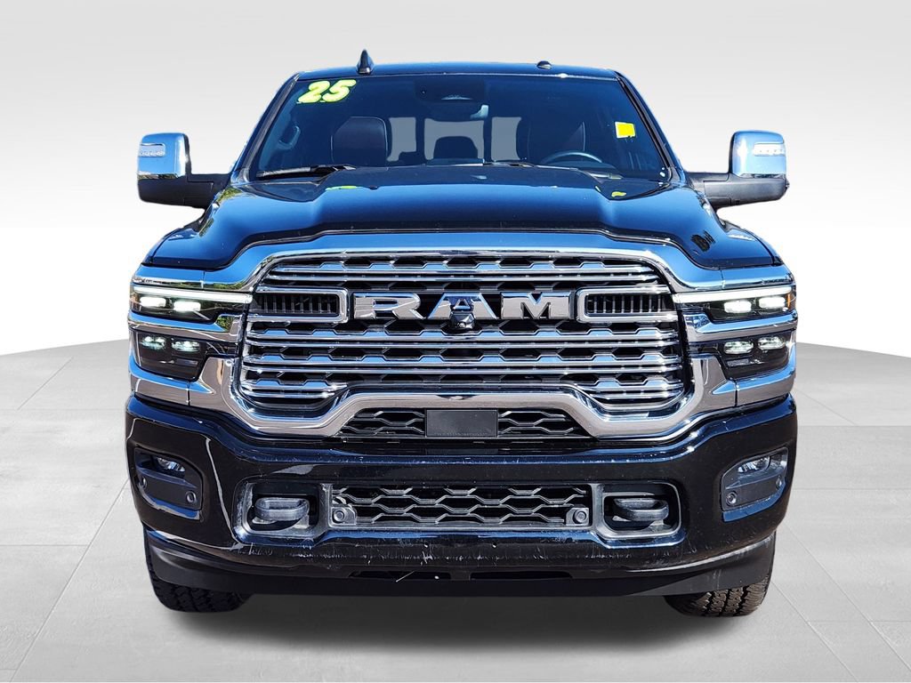 Used 2025 RAM 2500 Limited AWD/4WD image 6
