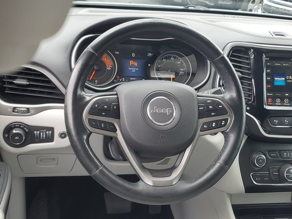 Certified 2019 Jeep Cherokee Limited w/ Luxury Group FWD image 11