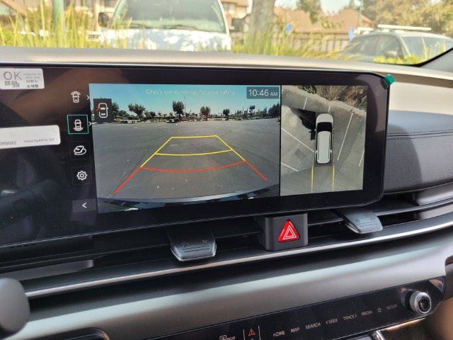 New 2026 Kia Carnival SX w/ SX Dark Edition Package FWD image 9
