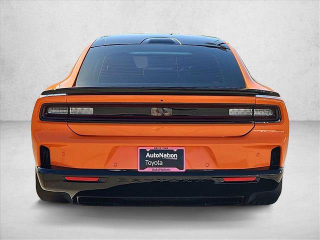 Used 2025 Dodge Charger Daytona Scat Pack w/ Track Pack AWD/4WD image 7