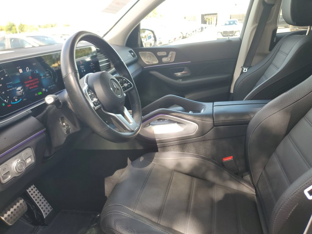Used 2023 Mercedes-Benz GLS 450 4MATIC w/ AMG Line Exterior image 24